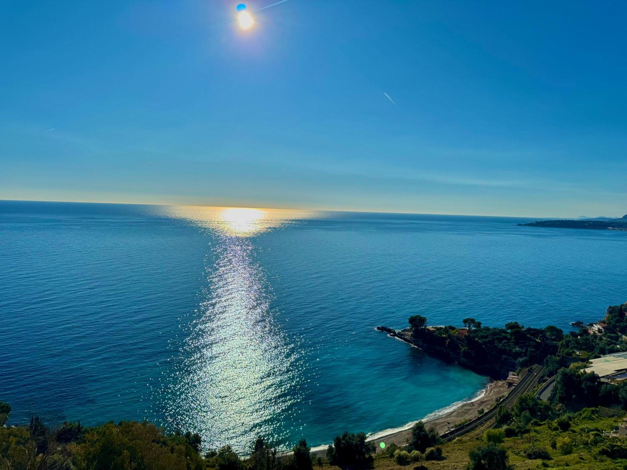 Kiss Of Sea - Balzi Rossi & Baia Beniamin Leilighet Ventimiglia Eksteriør bilde